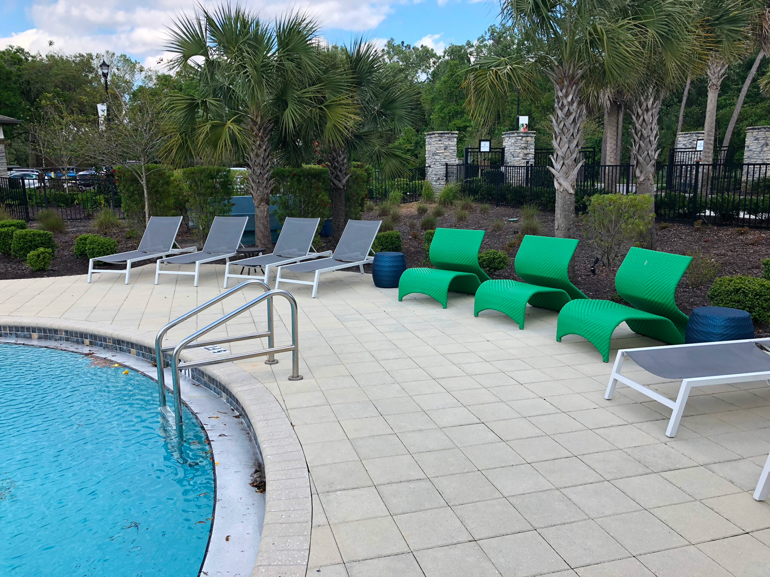 Relaxing poolside seating arrangement